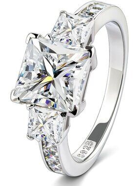 Stunning 3 Stone Moissanite Engagement Ring for Women - Elegant Wedding Promise